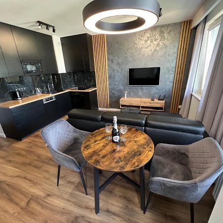 Tricity Apartments - Wilga Park Гданск Екстериор снимка
